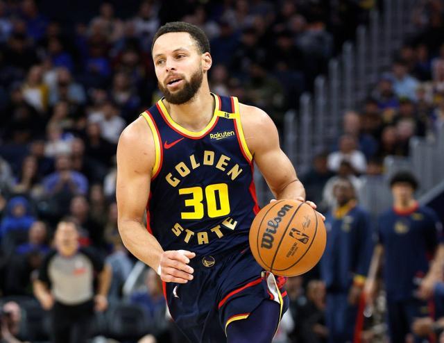 广发体育官网-勇士潜流暗涌！库里不满老板双线计划，又浪费一年？