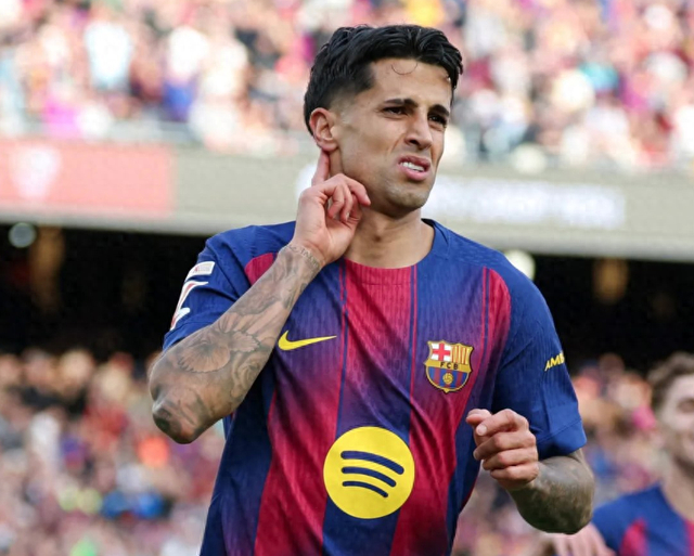 巴萨飞翼神作：奔袭50米破门+造2点球！5万人鼓掌 梦回巅峰|巴塞罗那|坎塞洛|塞维利亚|朱尔斯-孔德|曼城_新浪体育_新浪新闻